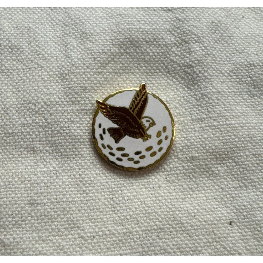 Gold Tone Eagle Golf Ball Enamel Lapel‎ Pin Hat Tie Tack Logo